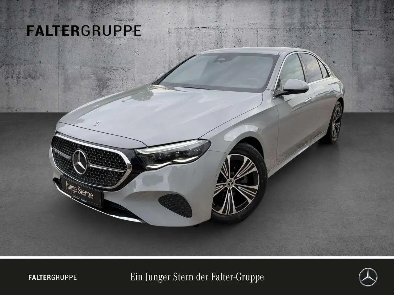 Photo 1 : Mercedes-benz Classe E 2023 Essence