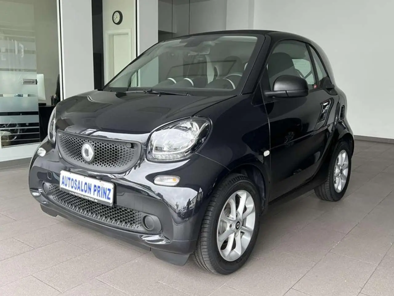 Photo 1 : Smart Fortwo 2018 Petrol