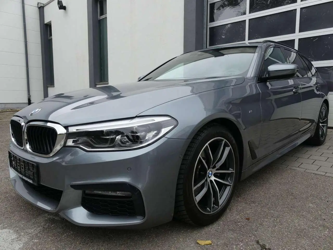 Photo 1 : Bmw Serie 5 2019 Diesel