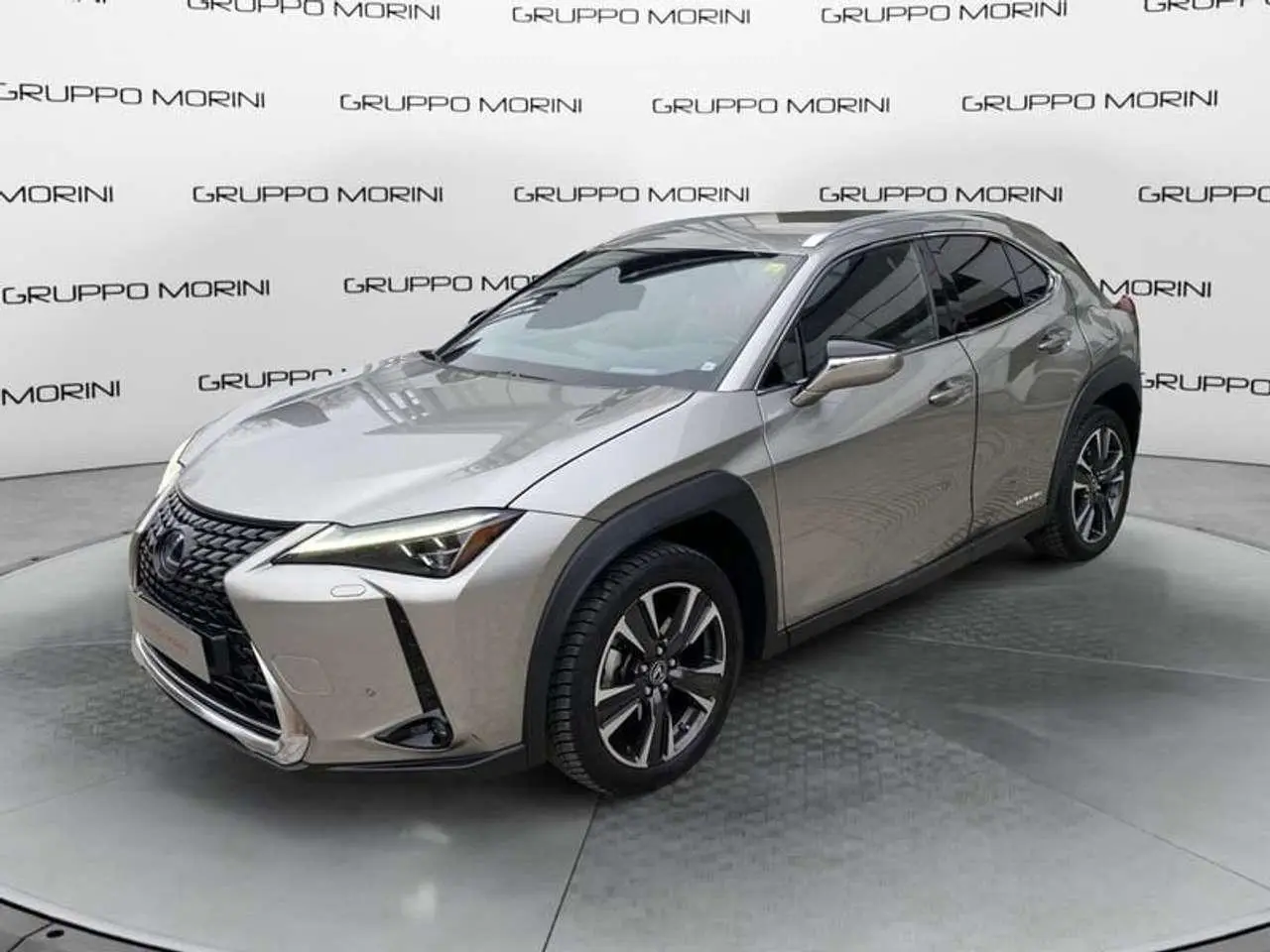 Photo 1 : Lexus Ux 2019 Hybrid