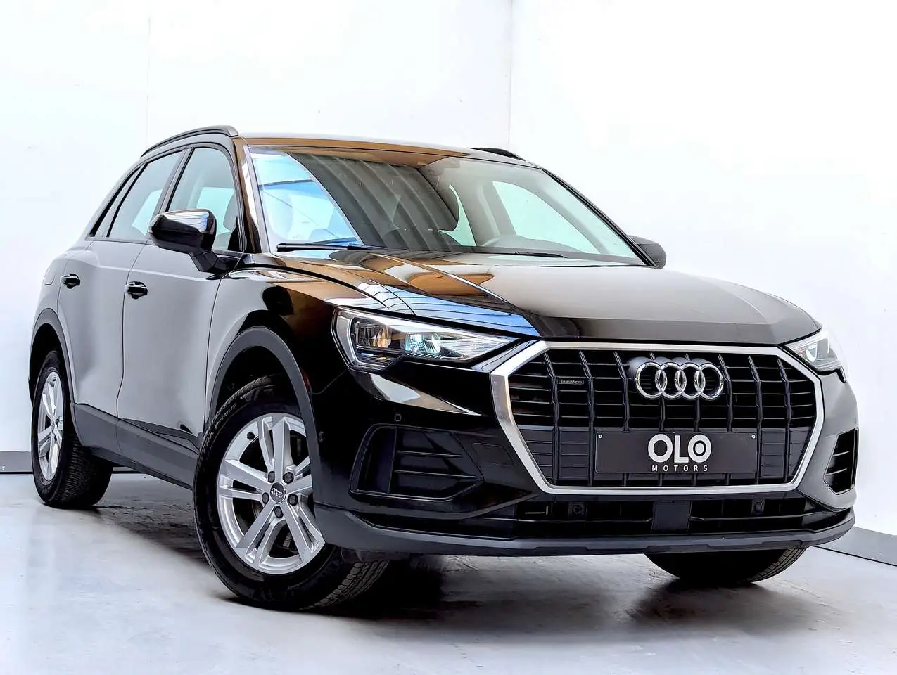 Photo 1 : Audi Q3 2019 Petrol