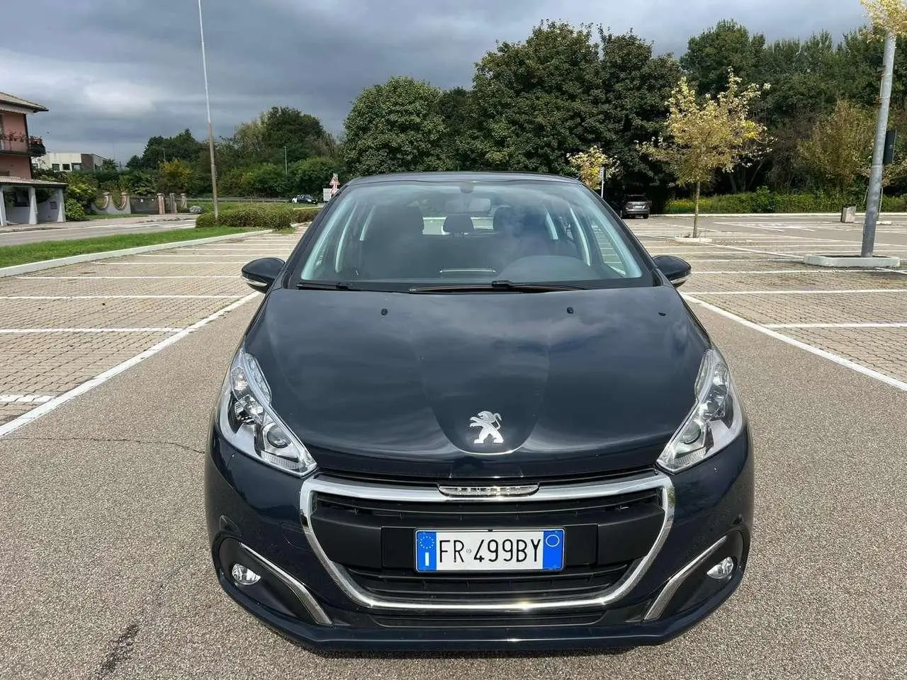 Photo 1 : Peugeot 208 2018 Essence