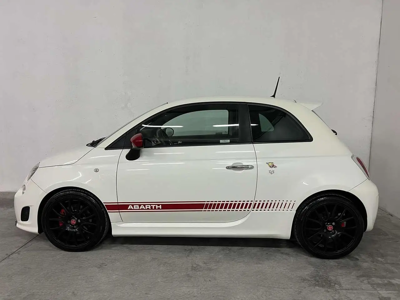 Photo 1 : Abarth 595 2016 Petrol