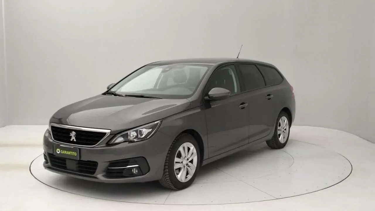 Photo 1 : Peugeot 308 2019 Diesel