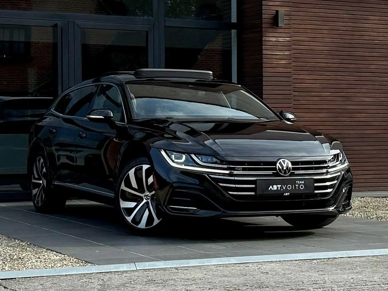 Photo 1 : Volkswagen Arteon 2022 Essence