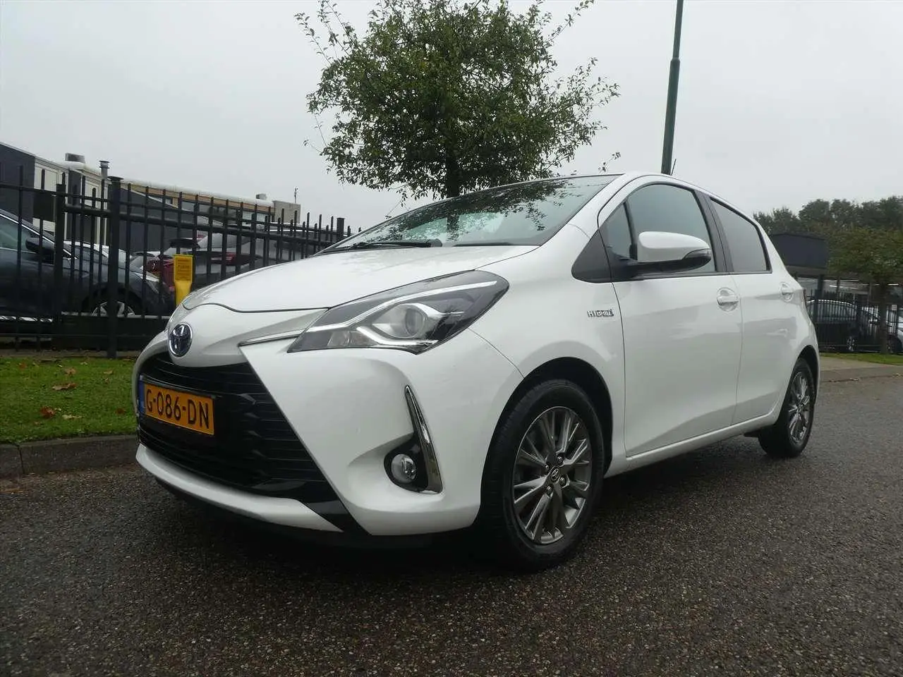 Photo 1 : Toyota Yaris 2019 Hybride