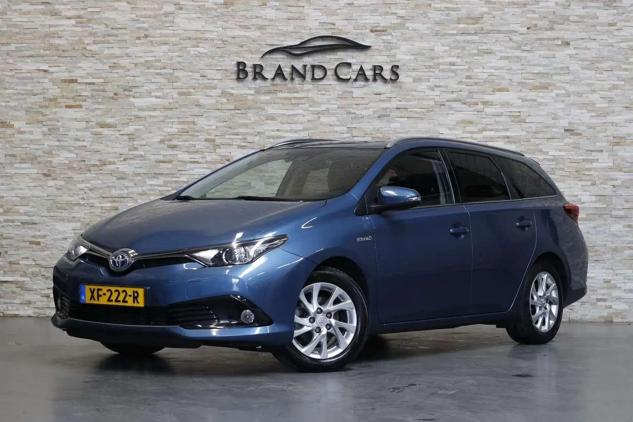 Photo 1 : Toyota Auris 2018 Hybrid