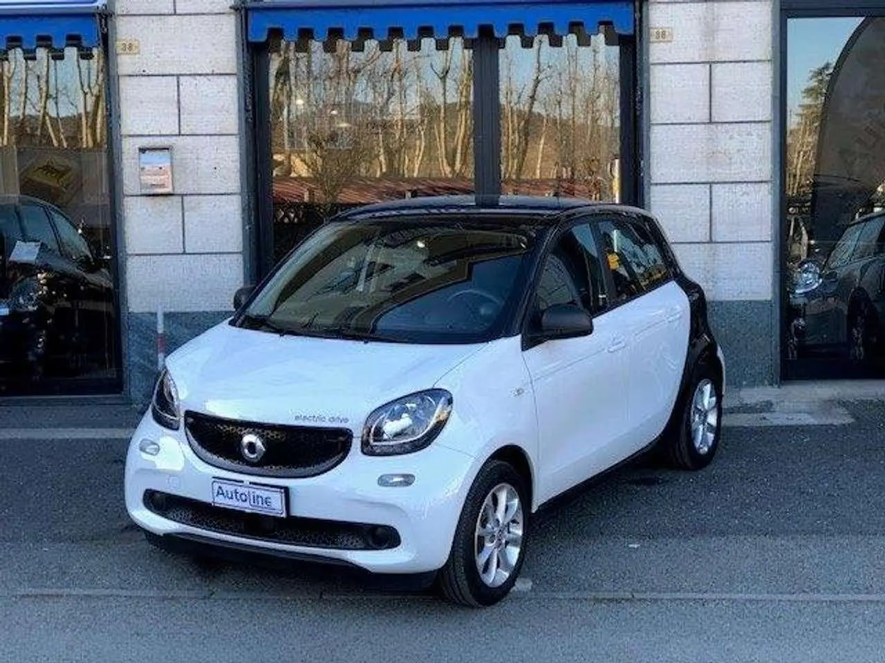 Photo 1 : Smart Forfour 2018 Electric