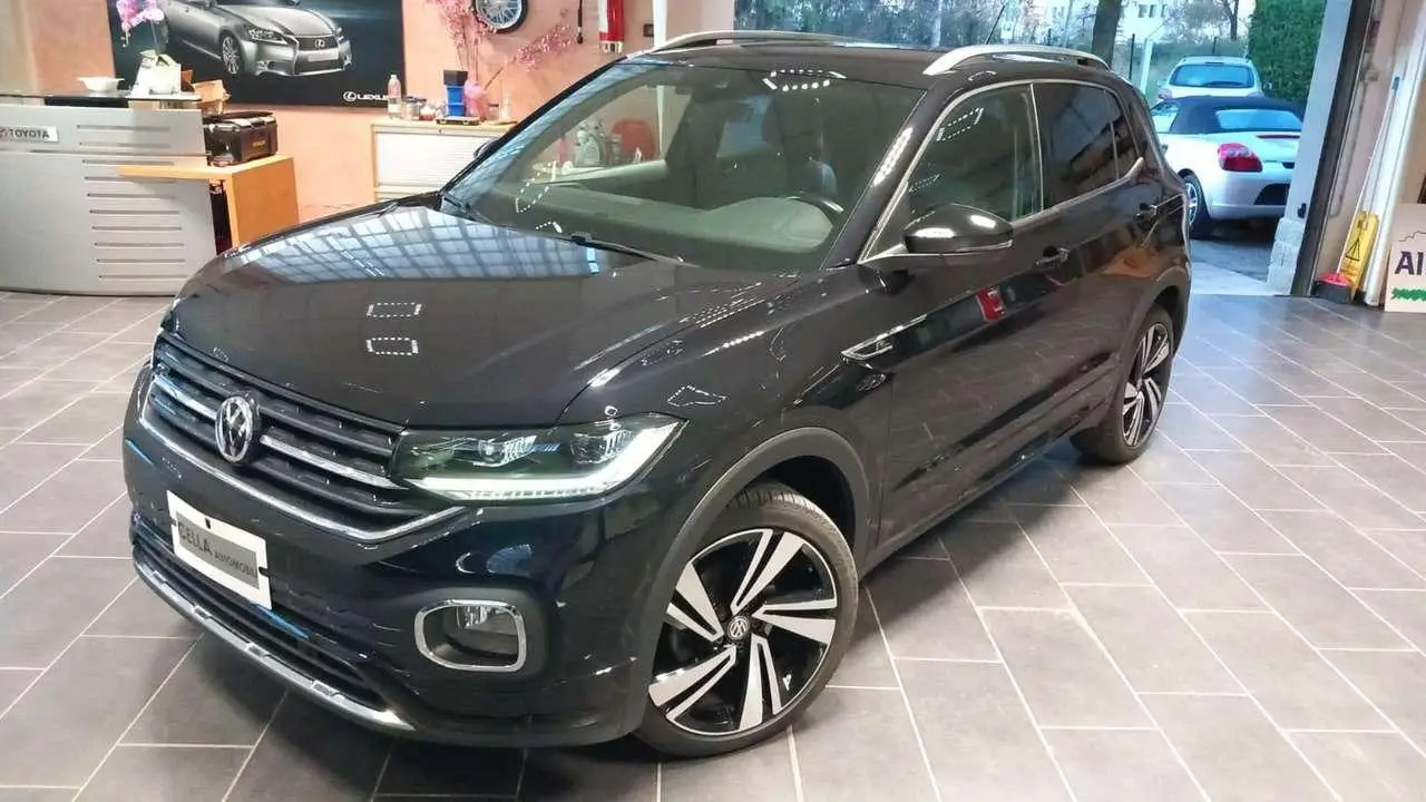 Photo 1 : Volkswagen T-cross 2019 Essence