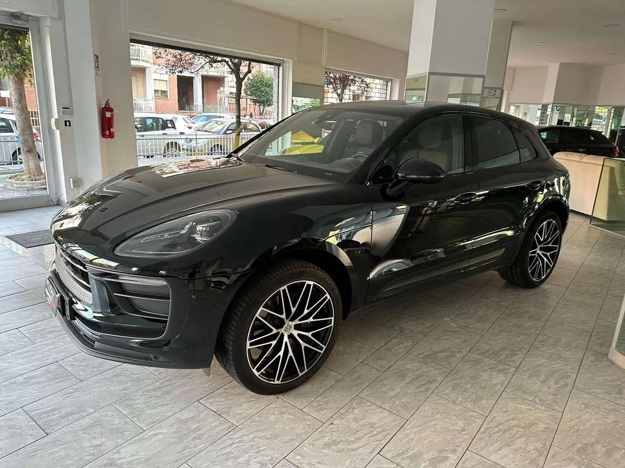 Photo 1 : Porsche Macan 2023 Petrol