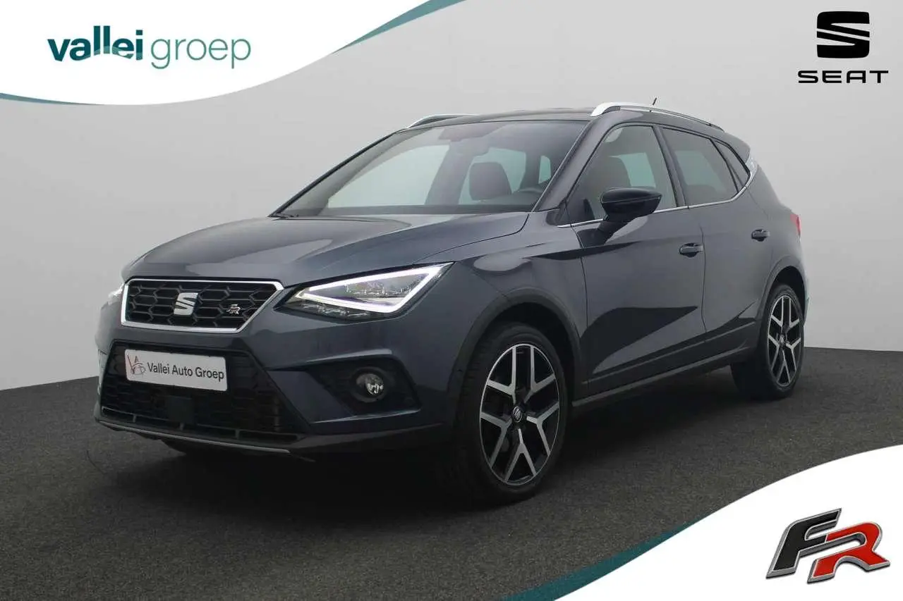 Photo 1 : Seat Arona 2021 Petrol