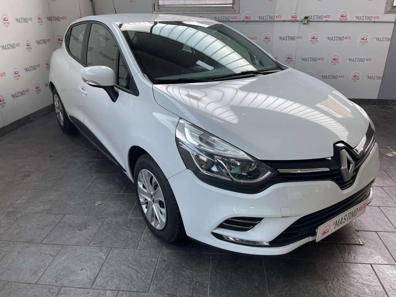 Photo 1 : Renault Clio 2020 Diesel