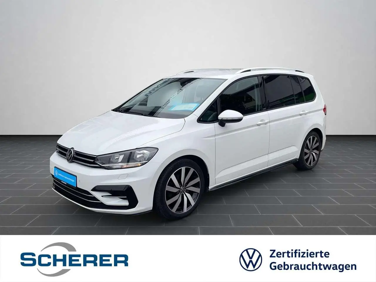 Photo 1 : Volkswagen Touran 2021 Petrol