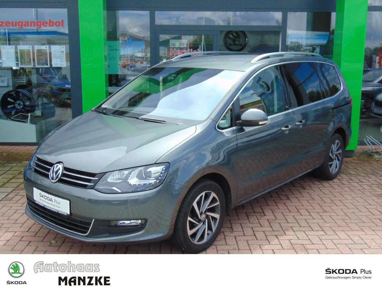 Photo 1 : Volkswagen Sharan 2017 Petrol