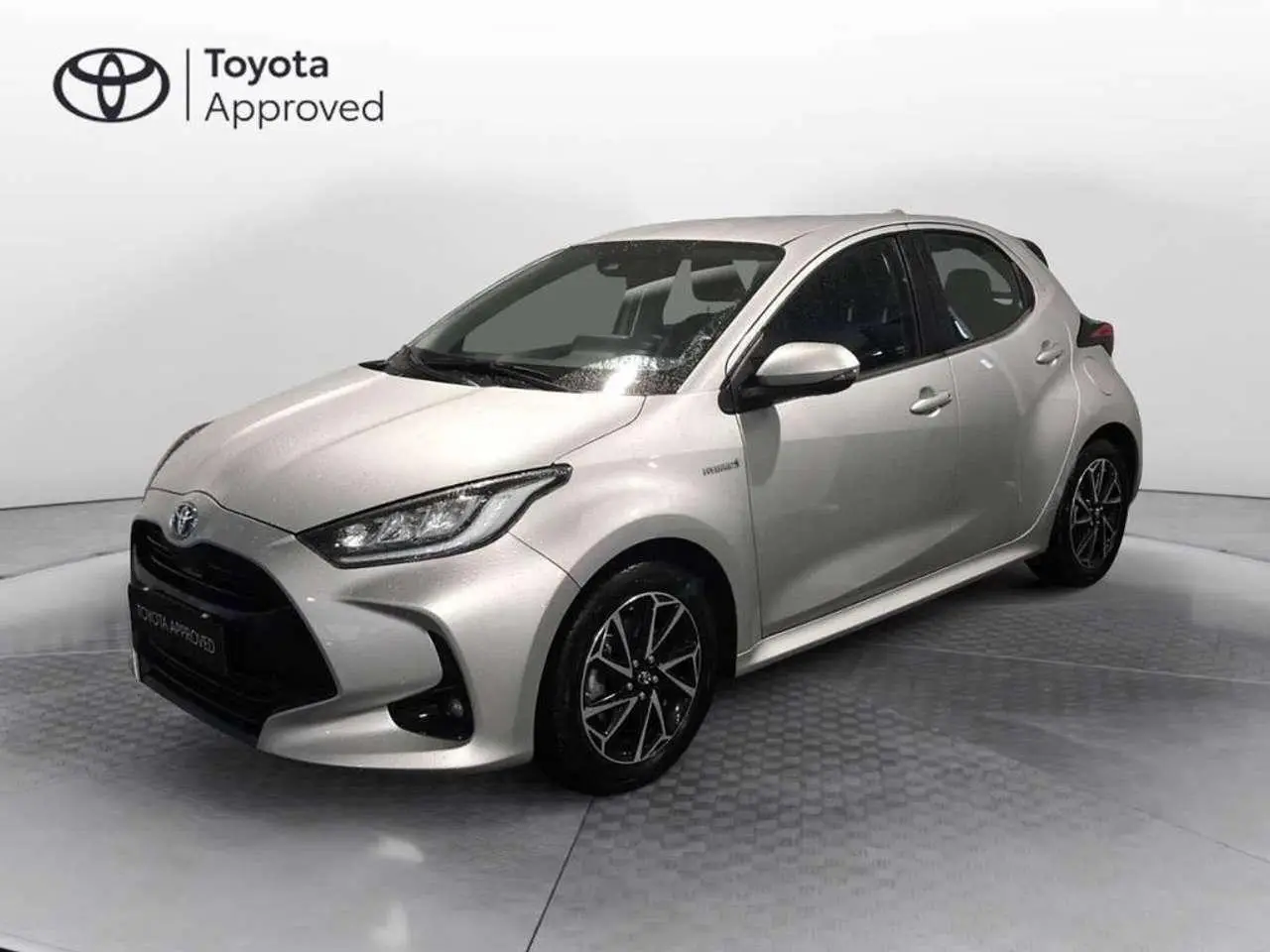 Photo 1 : Toyota Yaris 2021 Hybrid