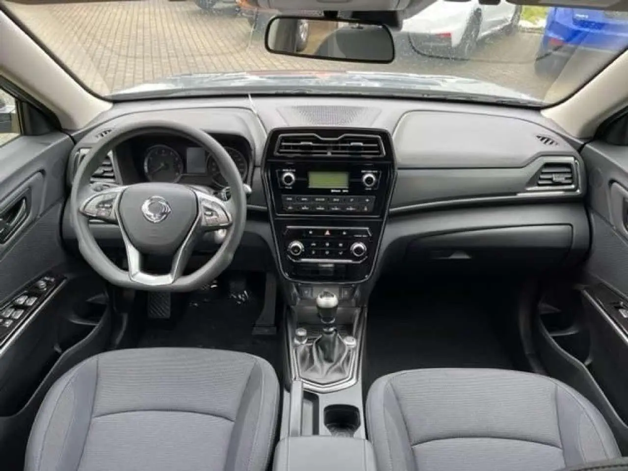 Photo 1 : Ssangyong Tivoli 2023 Essence