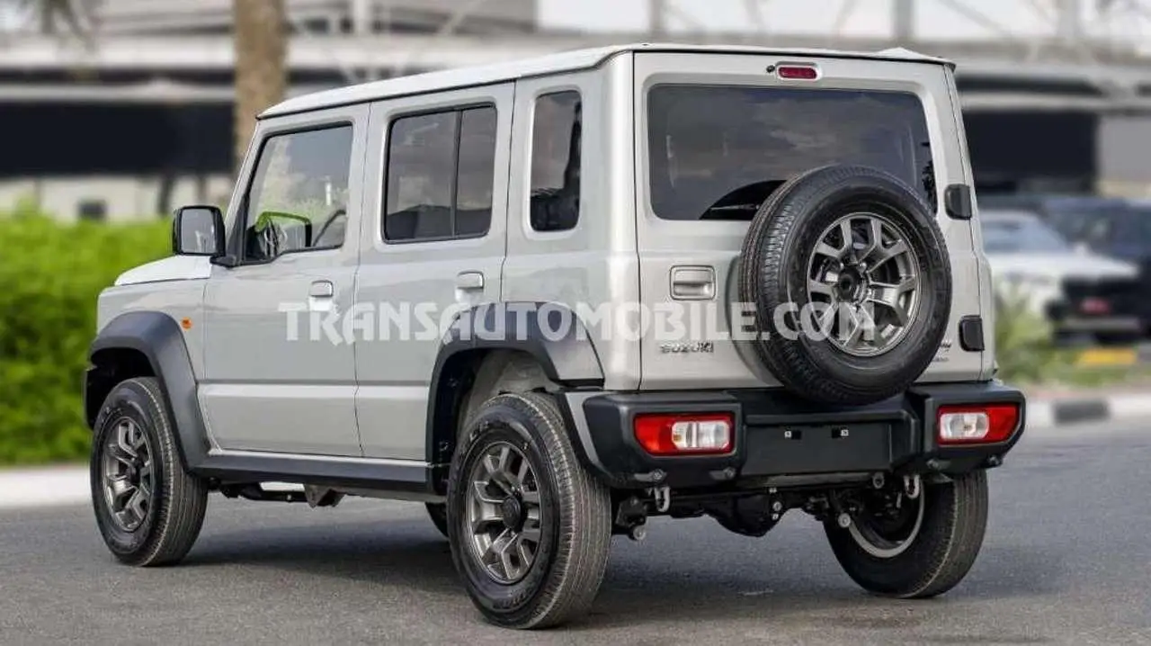 Photo 1 : Suzuki Jimny 2024 Petrol