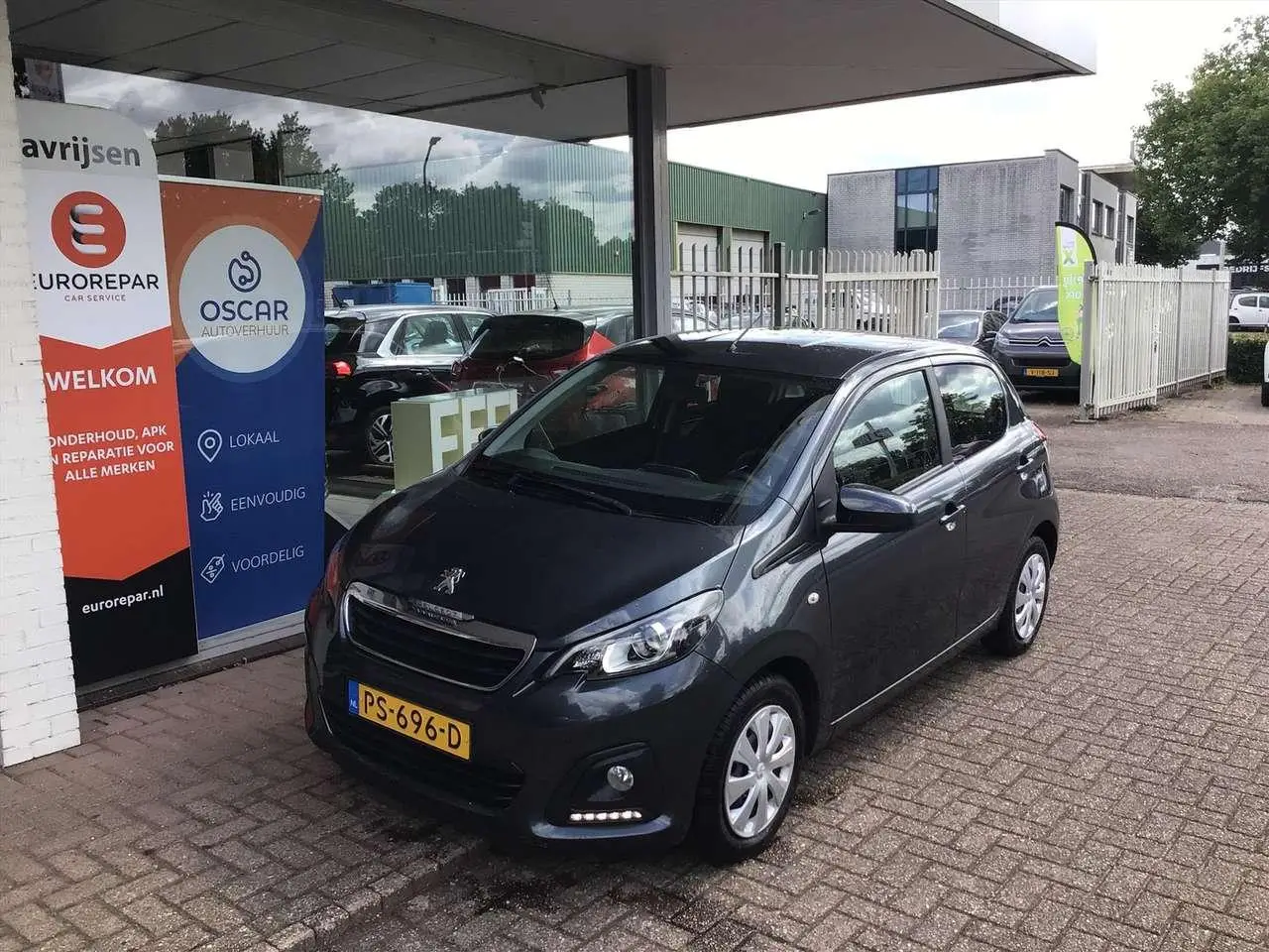 Photo 1 : Peugeot 108 2017 Petrol