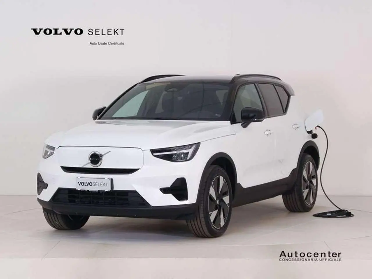 Photo 1 : Volvo Xc40 2024 Électrique