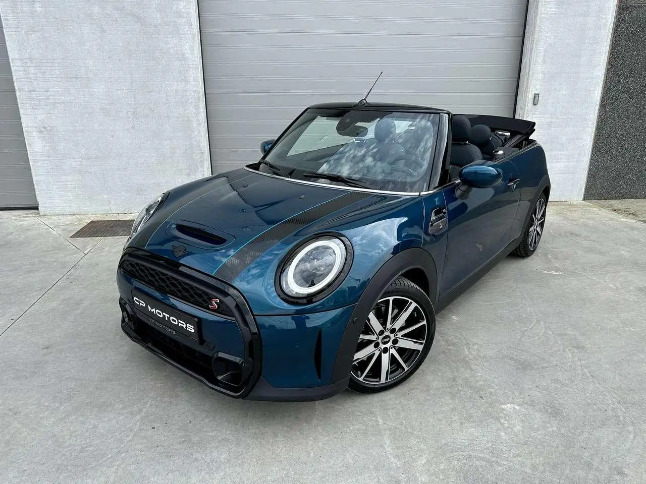 Photo 1 : Mini Cooper 2023 Essence