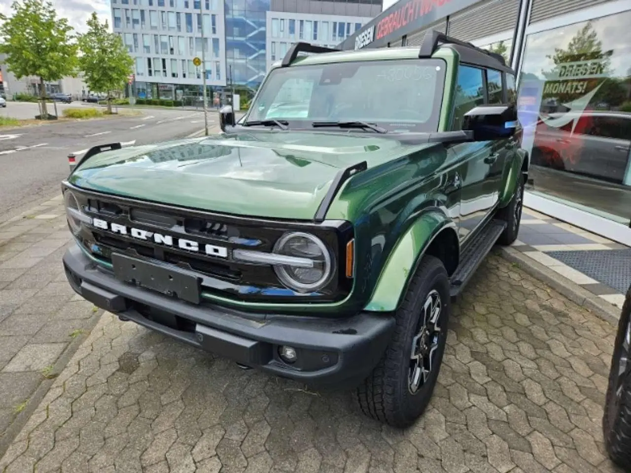 Photo 1 : Ford Bronco 2023 Essence