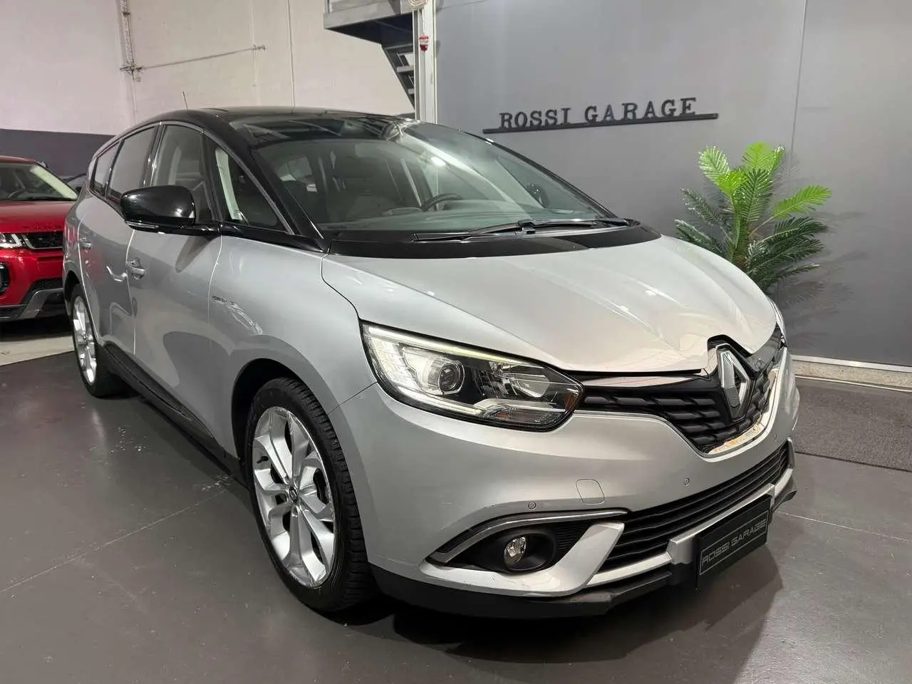 Photo 1 : Renault Grand Scenic 2019 Essence