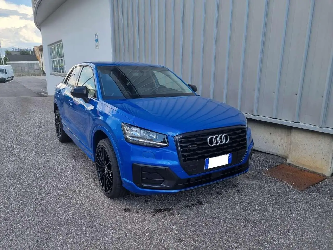 Photo 1 : Audi Q2 2017 Diesel