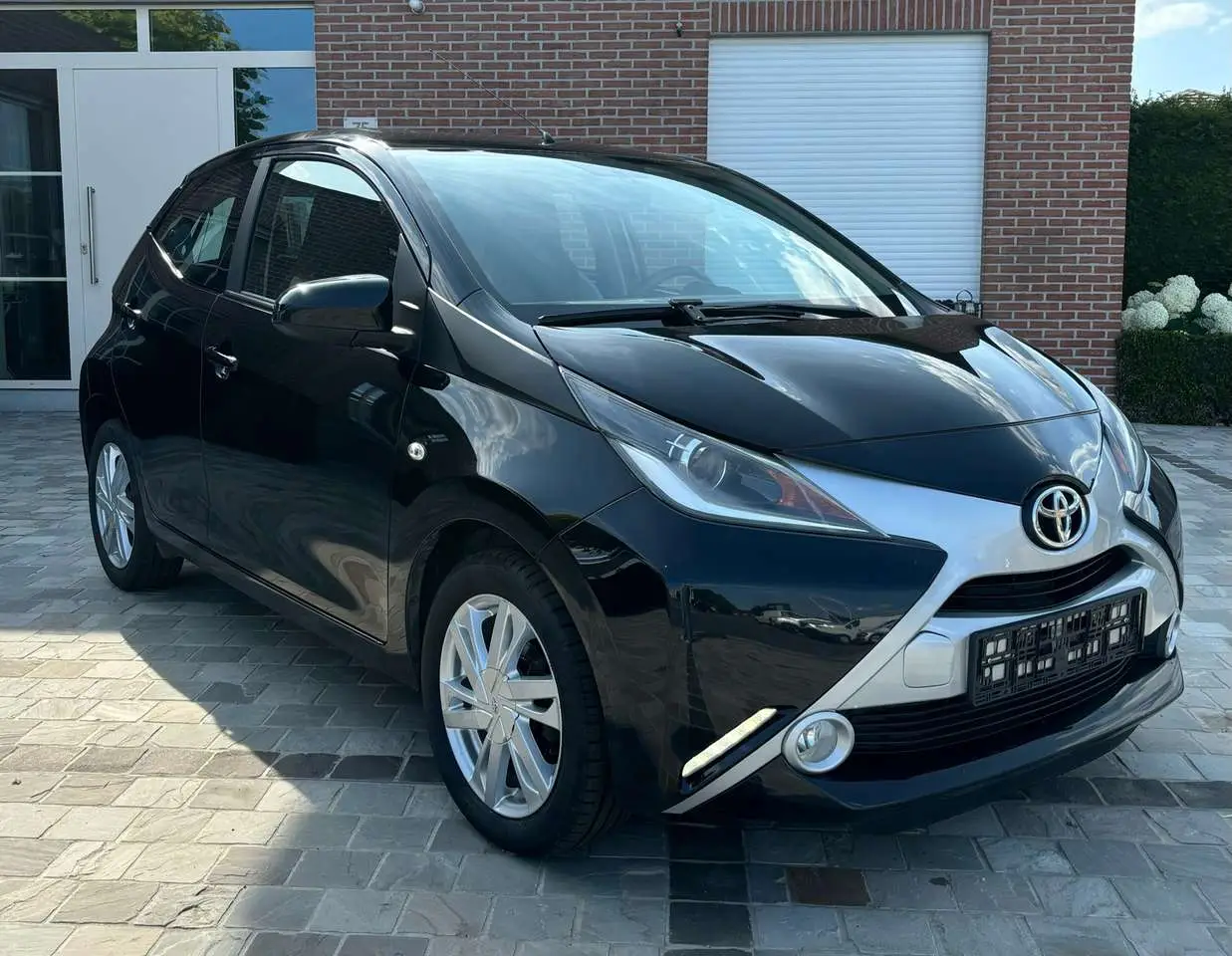 Photo 1 : Toyota Aygo 2016 Petrol