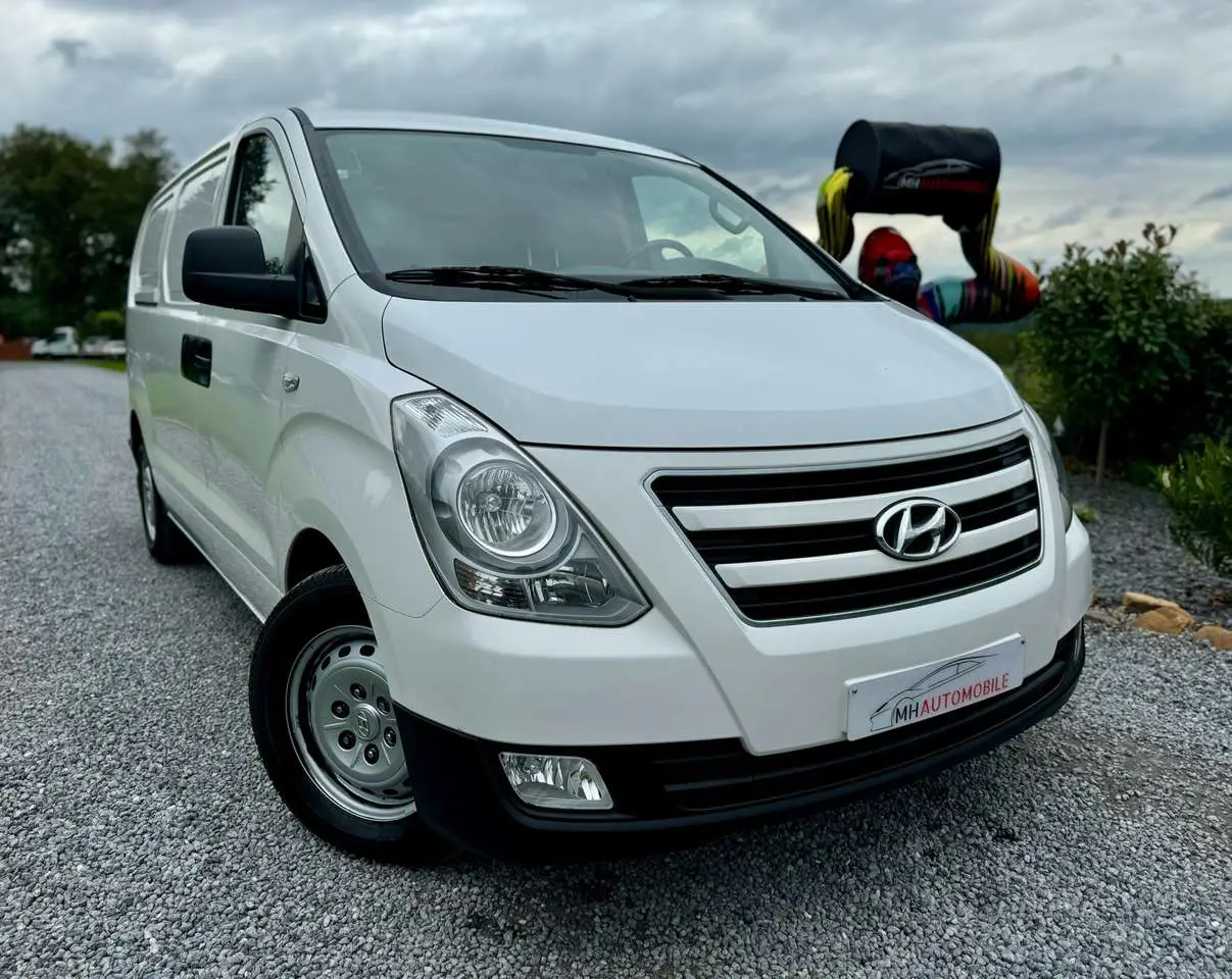 Photo 1 : Hyundai H-1 2018 Diesel