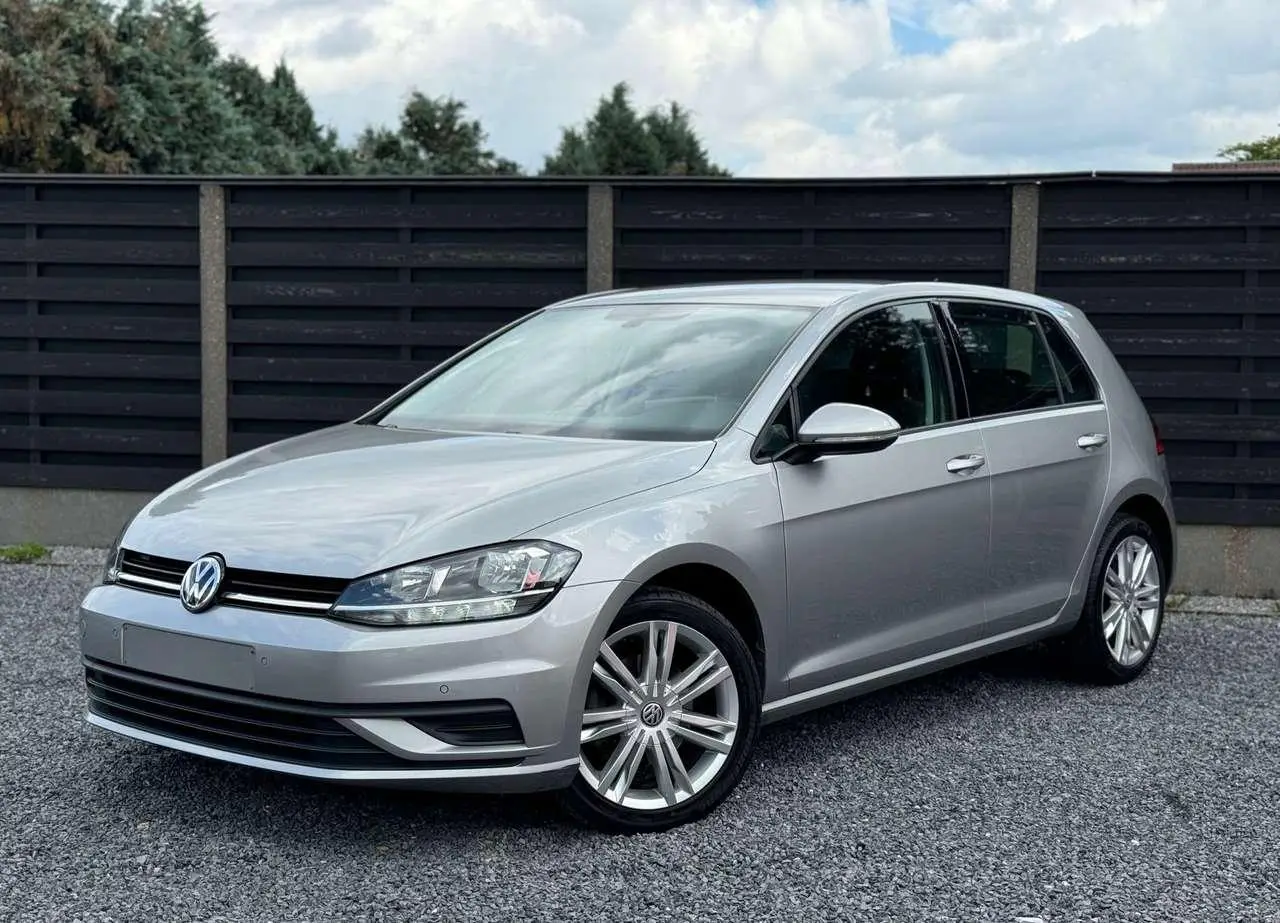 Photo 1 : Volkswagen Golf 2018 Diesel