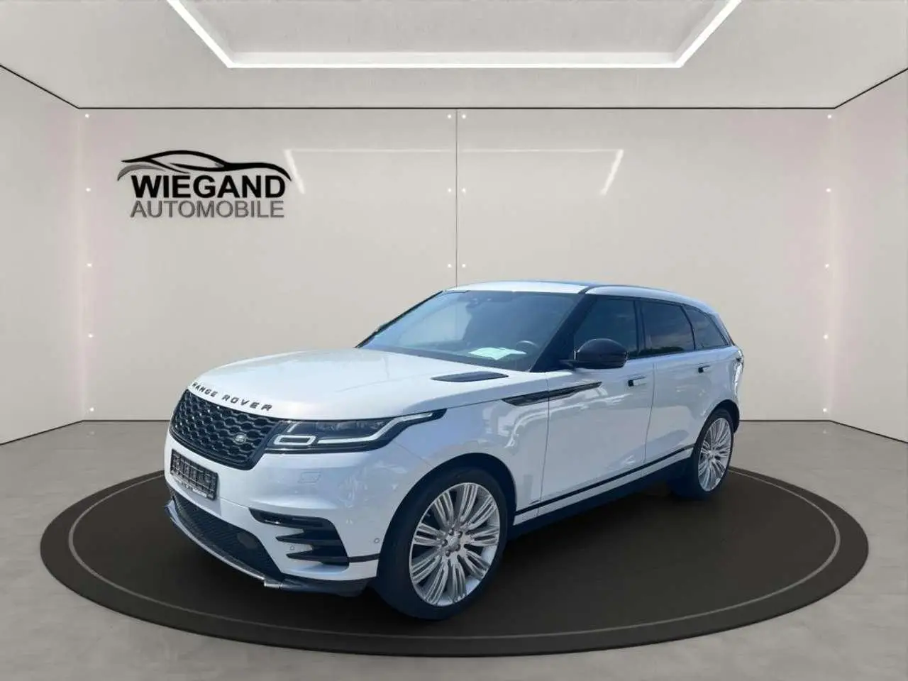 Photo 1 : Land Rover Range Rover Velar 2020 Diesel