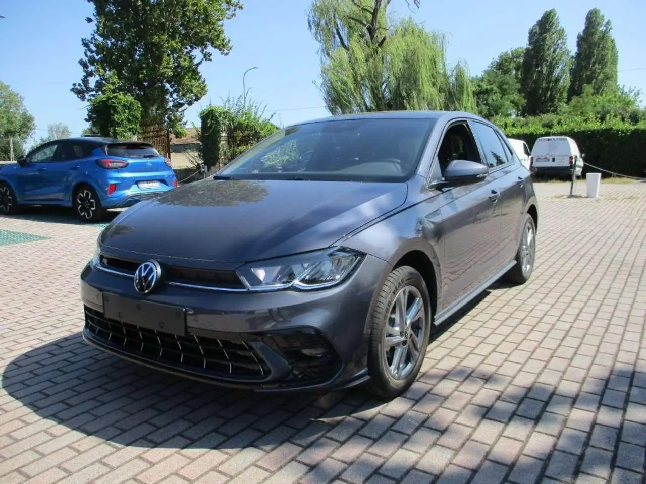 Photo 1 : Volkswagen Polo 2024 Petrol