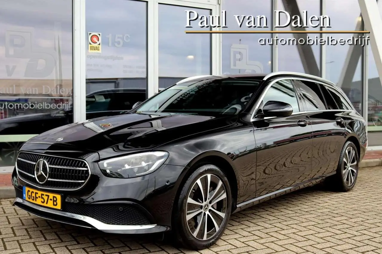 Photo 1 : Mercedes-benz Classe E 2022 Hybrid