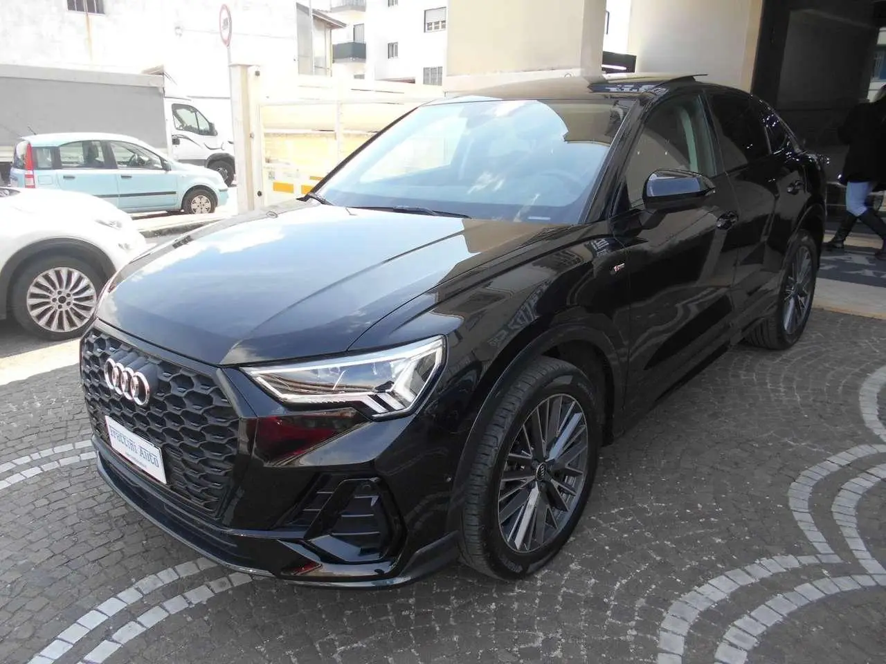 Photo 1 : Audi Q3 2022 Diesel