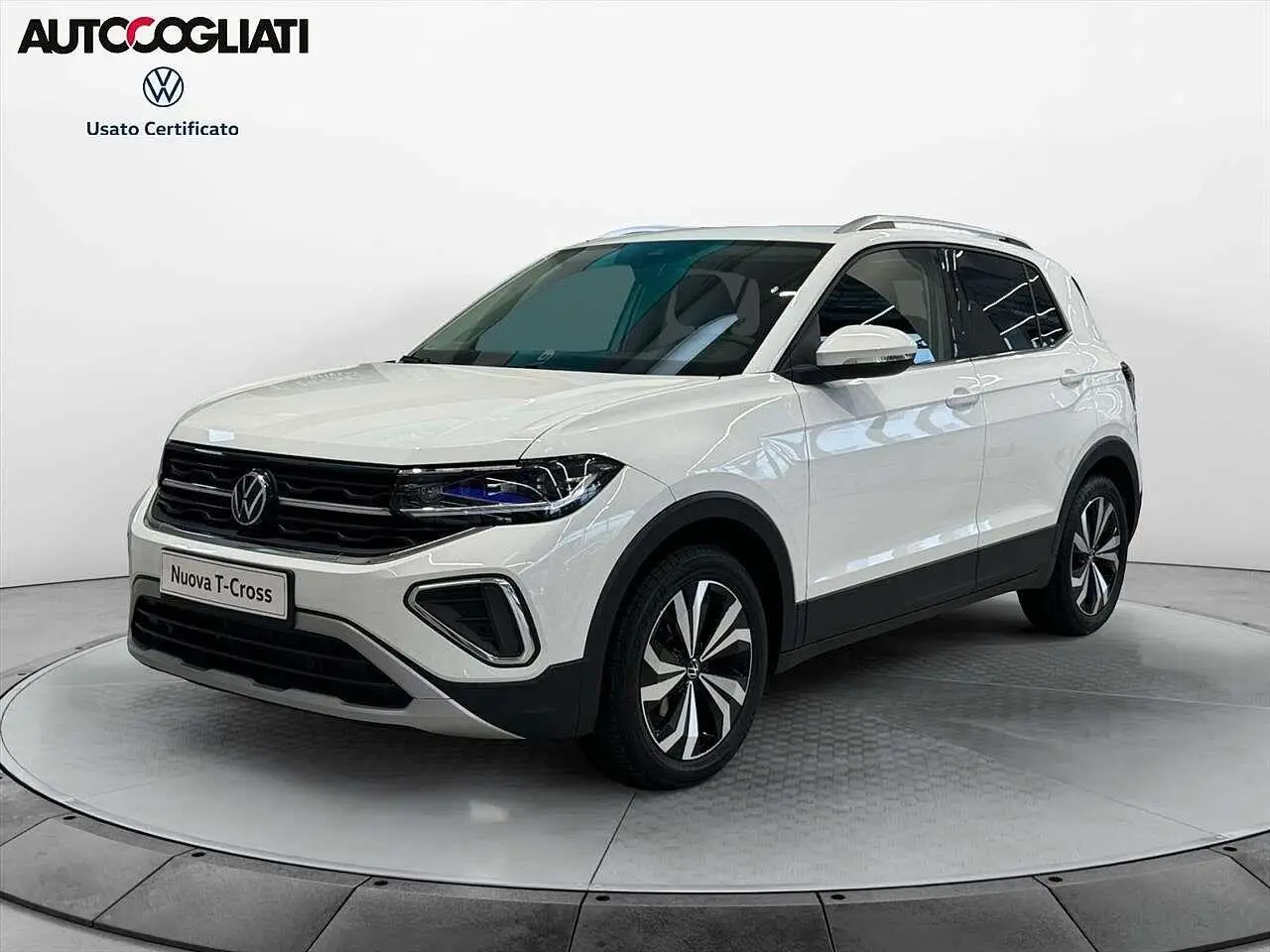 Photo 1 : Volkswagen T-cross 2024 Essence