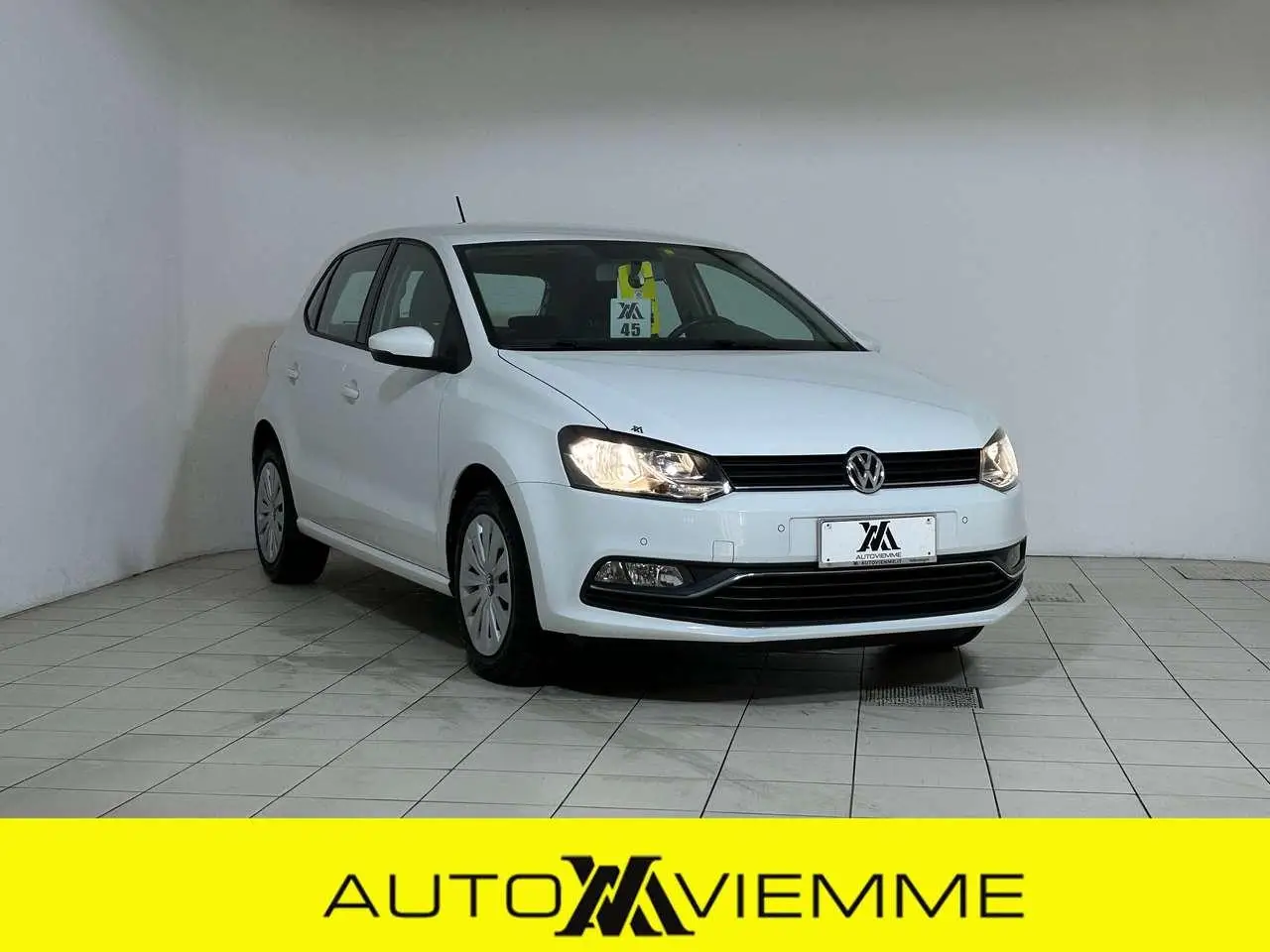 Photo 1 : Volkswagen Polo 2017 Petrol