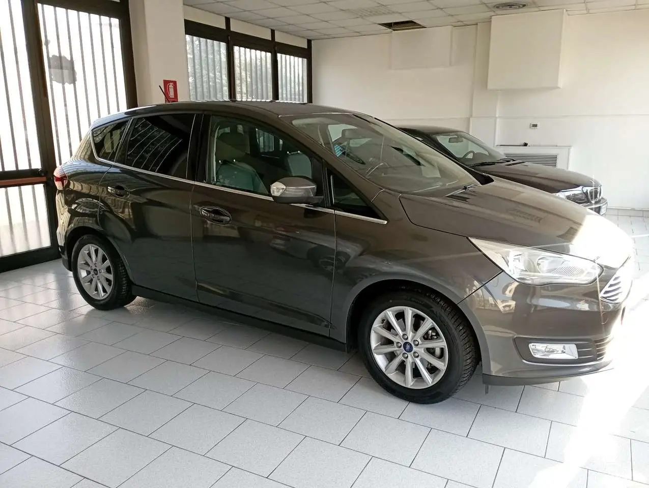 Photo 1 : Ford C-max 2017 Diesel