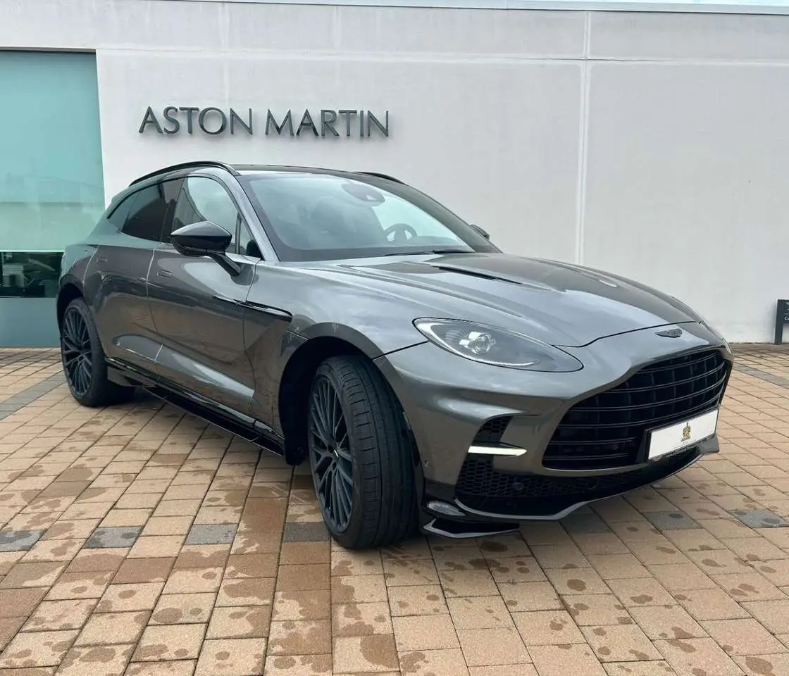 Photo 1 : Aston Martin Dbx 2024 Petrol