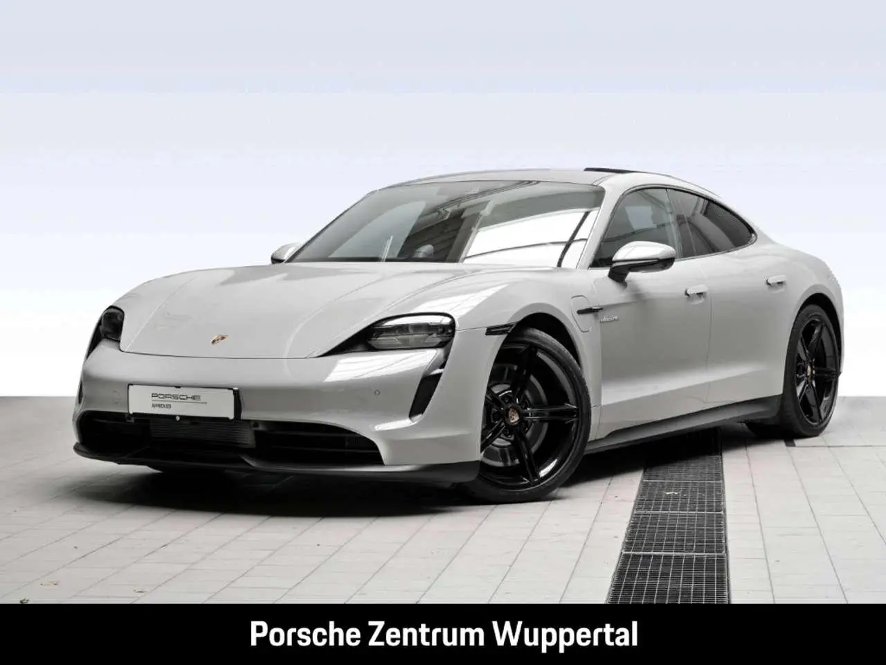 Photo 1 : Porsche Taycan 2021 Électrique