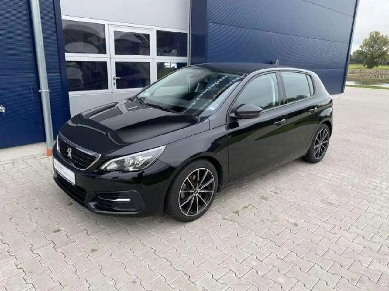 Photo 1 : Peugeot 308 2020 Petrol