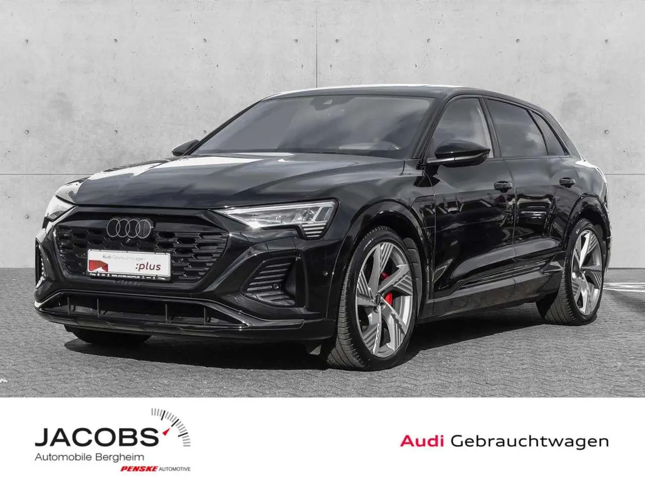 Photo 1 : Audi Q8 2023 Electric