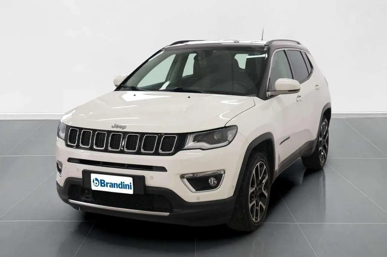 Photo 1 : Jeep Compass 2019 Petrol