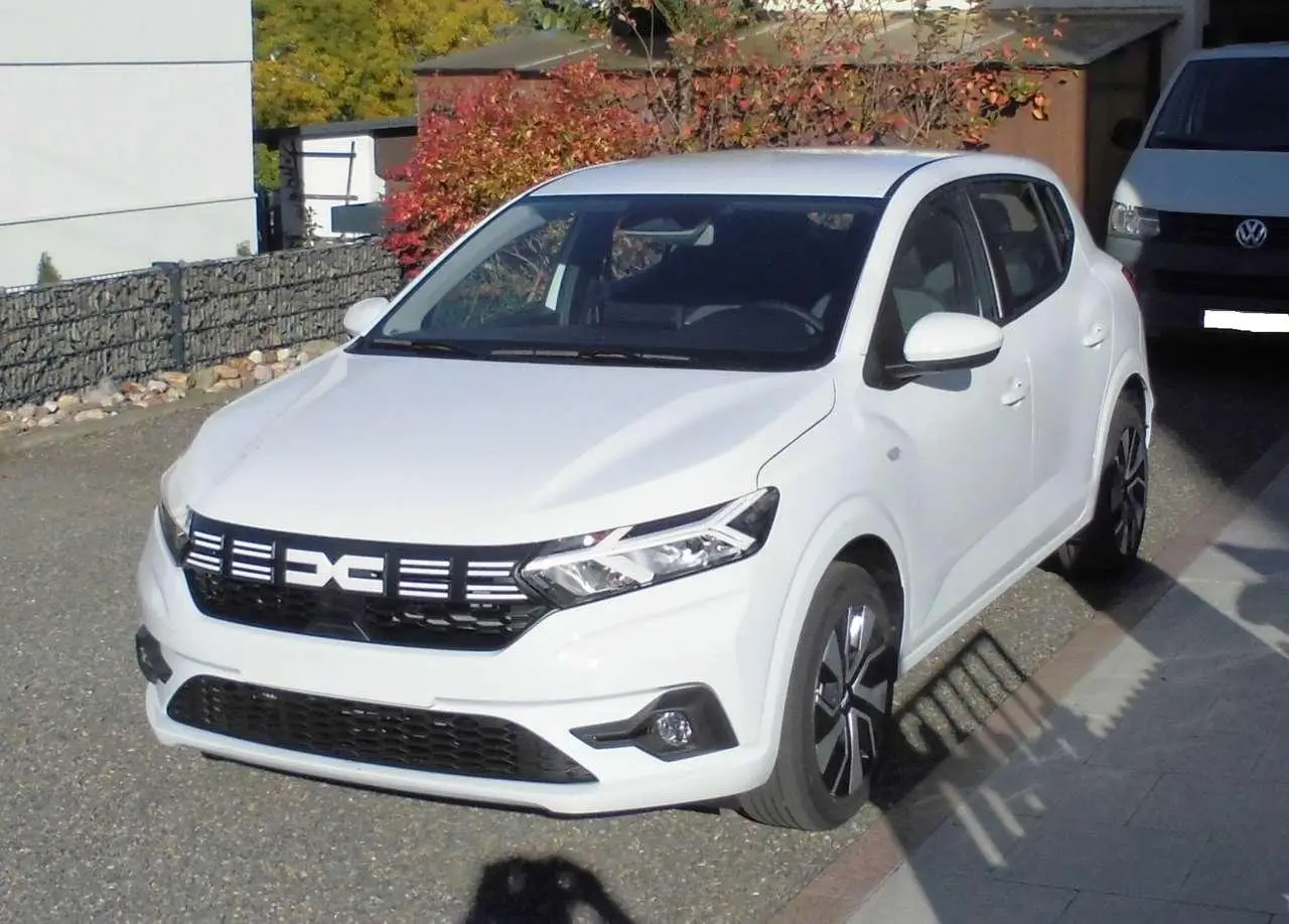 Photo 1 : Dacia Sandero 2024 Petrol