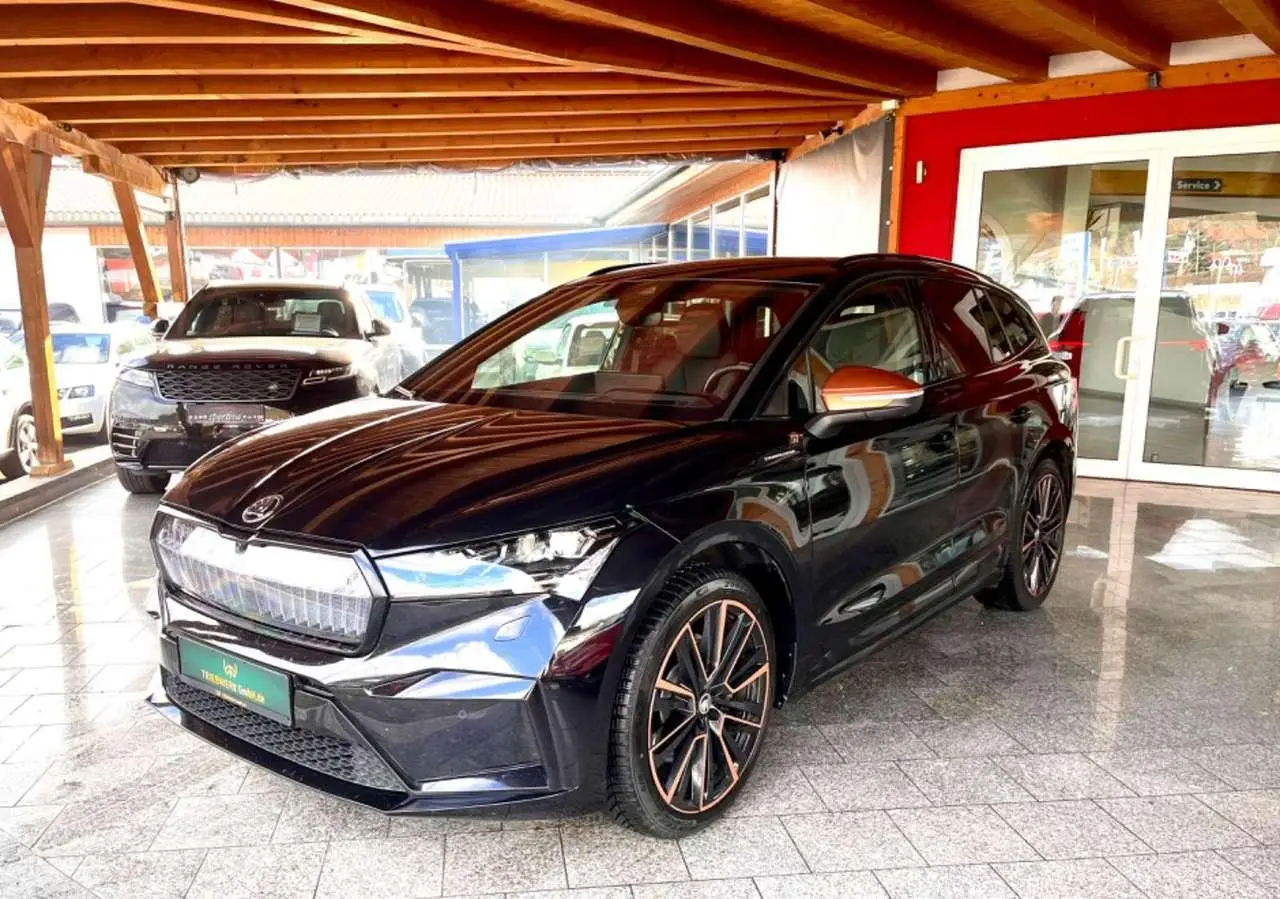 Photo 1 : Skoda Enyaq 2022 Électrique