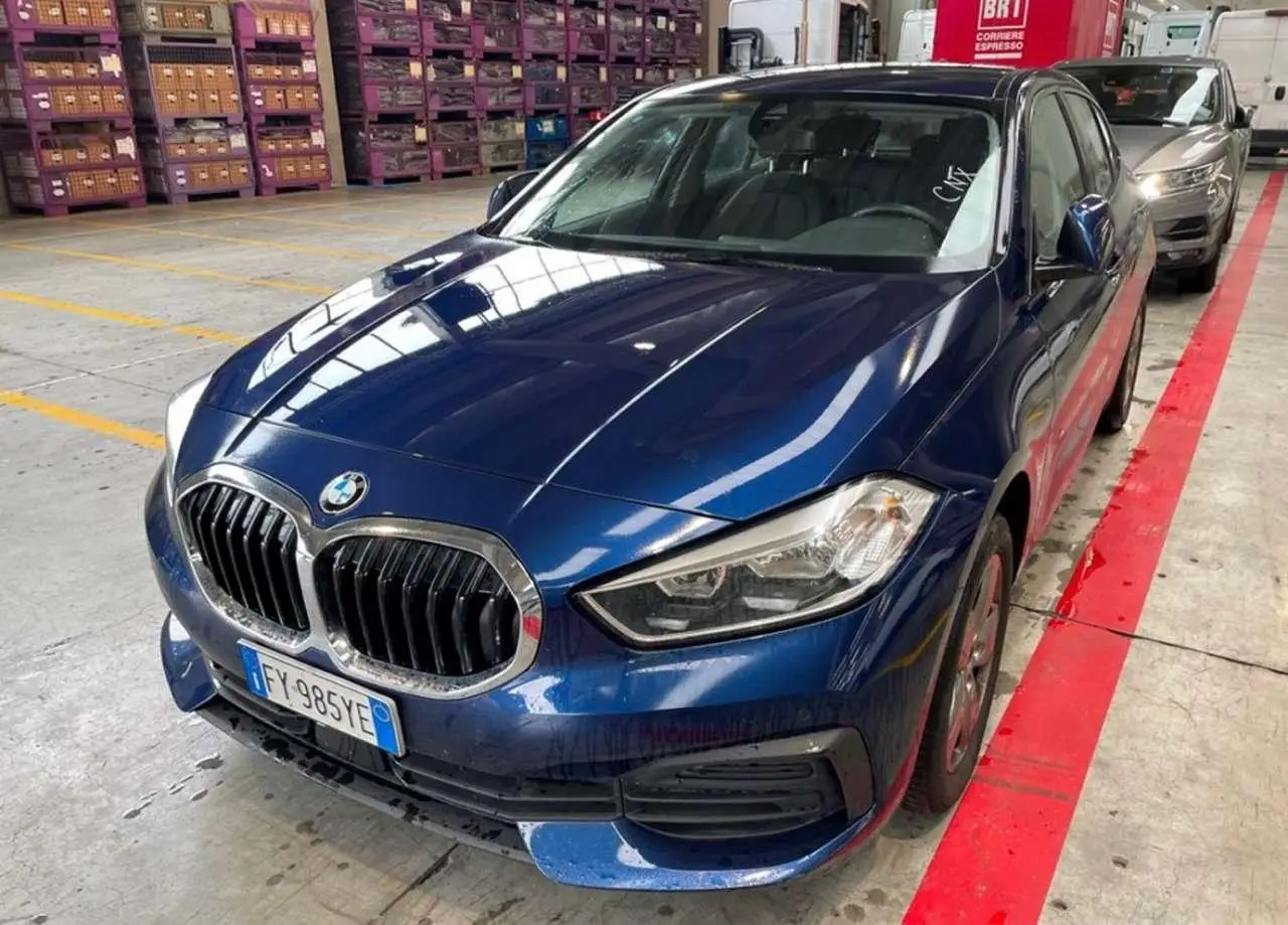 Photo 1 : Bmw Serie 1 2019 Diesel