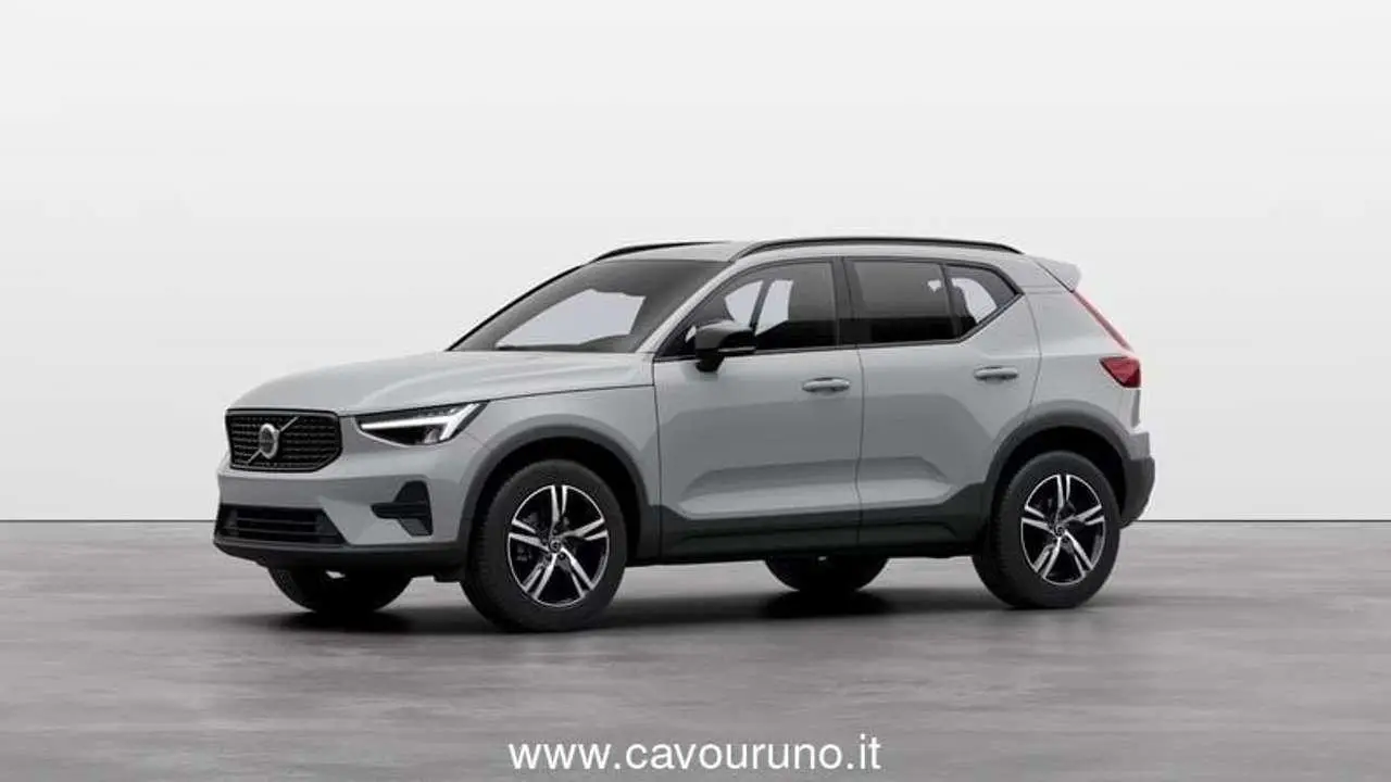 Photo 1 : Volvo Xc40 2024 Hybride