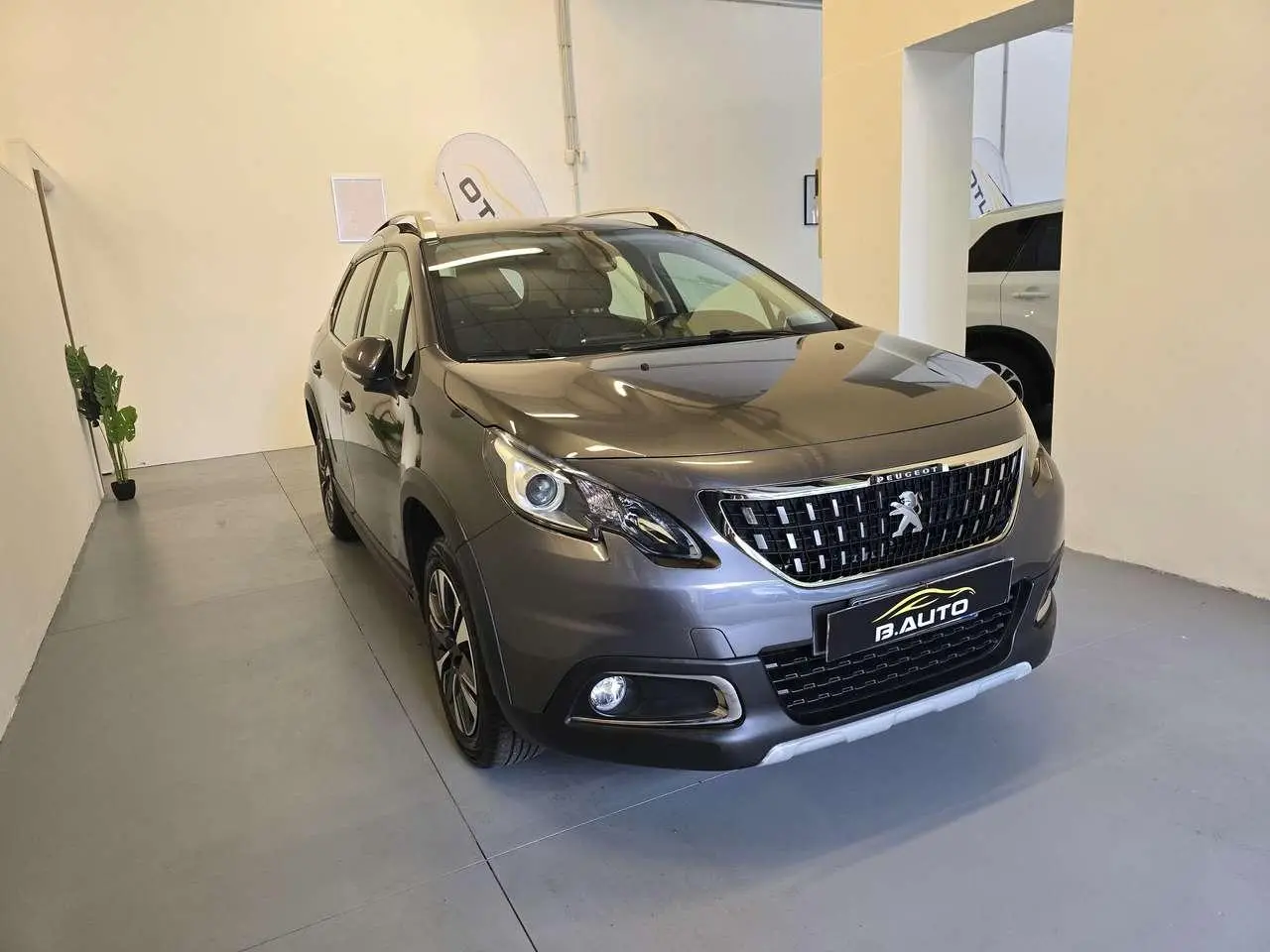 Photo 1 : Peugeot 2008 2018 Petrol