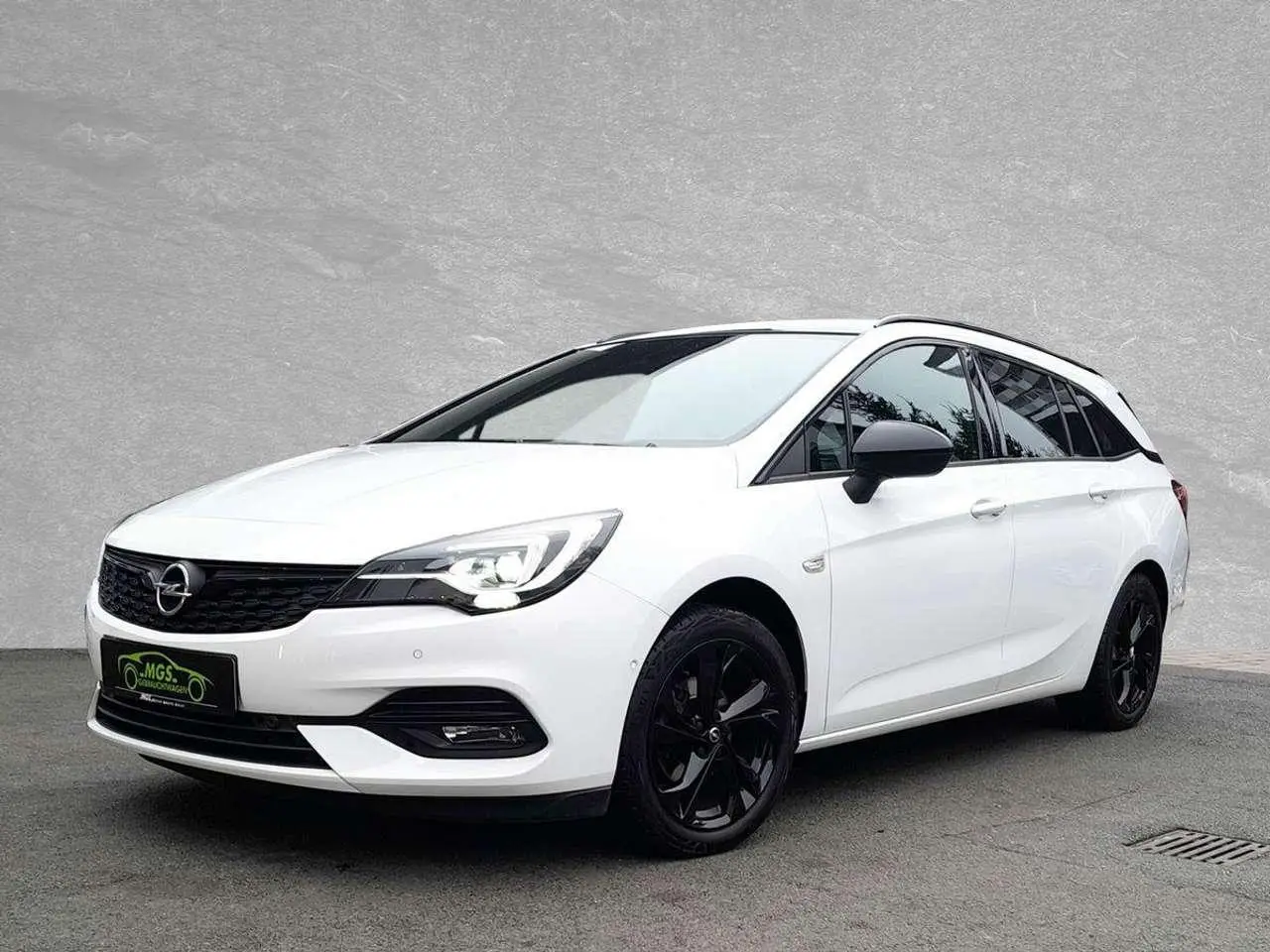 Photo 1 : Opel Astra 2020 Essence