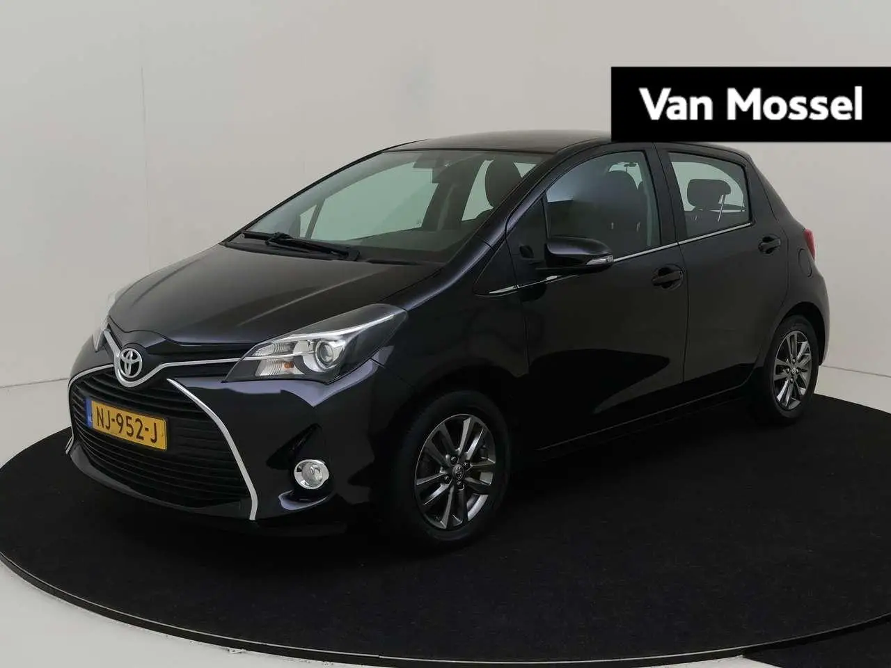 Photo 1 : Toyota Yaris 2014 Petrol