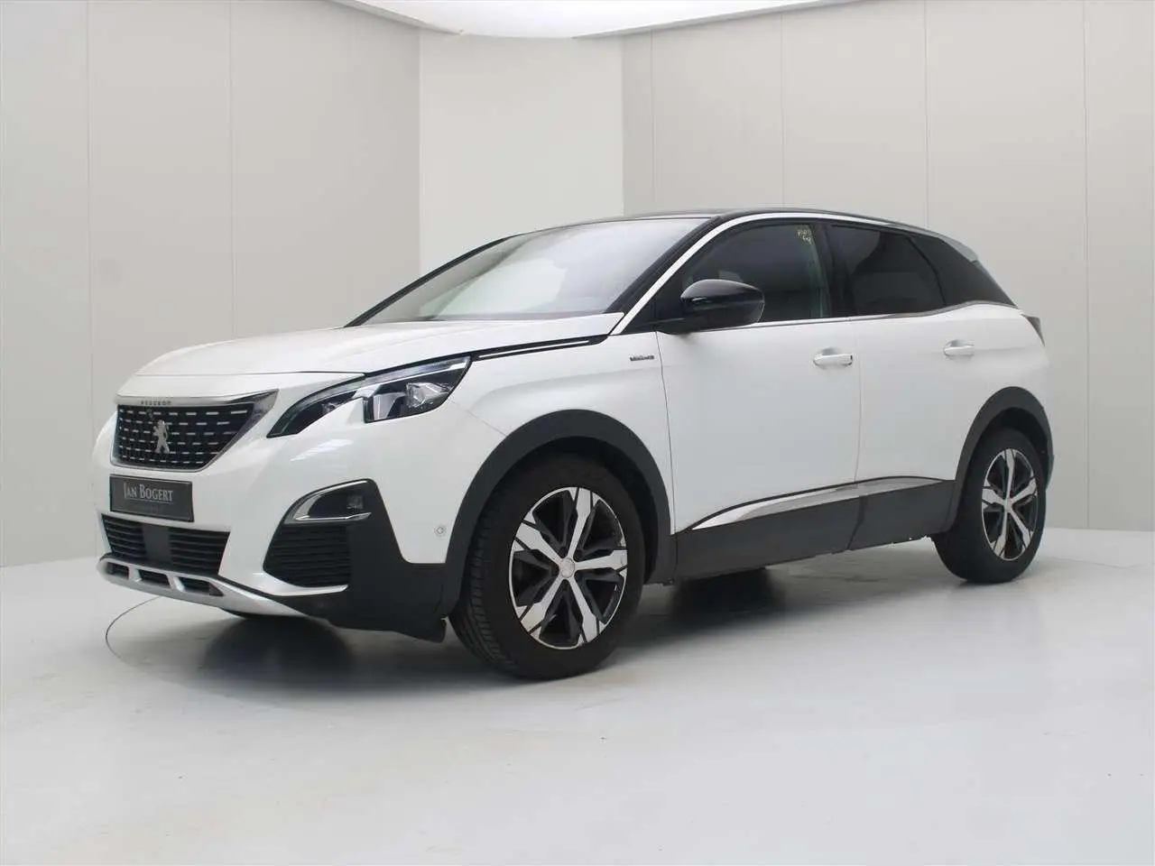 Photo 1 : Peugeot 3008 2019 Essence